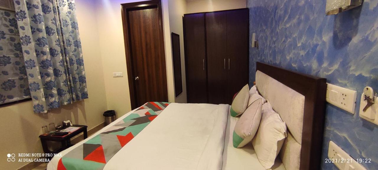 Airport Hotel Redstone Hotel 3*